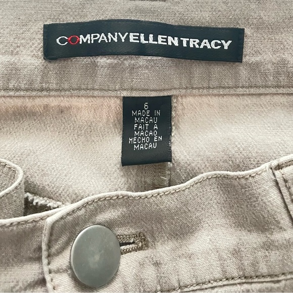 Company Ellen Tracy Beige Straight-Leg
Stretch Cotton Pants Sz 6 - Picture 3 of 5